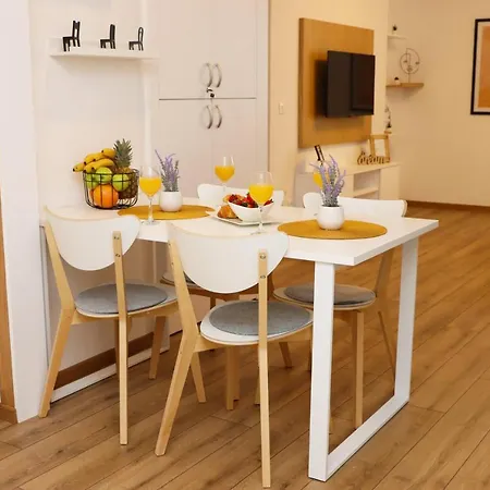 Passage Apartment *