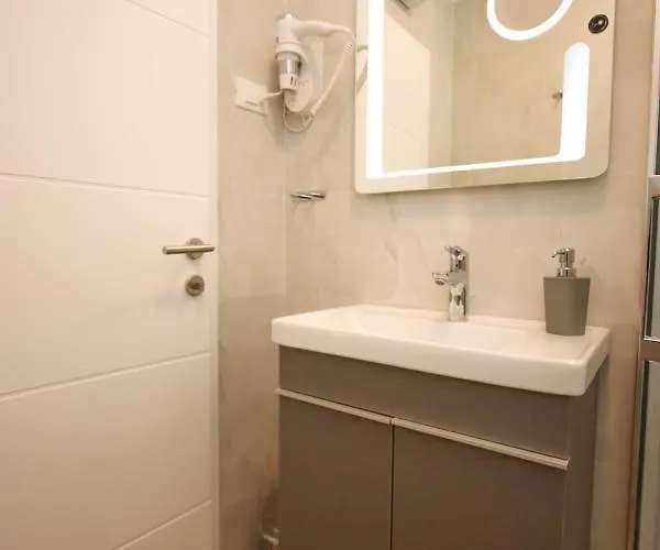 Passage Urban Apartman *